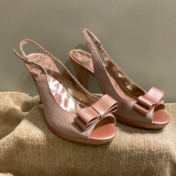 Anne Klein Dress 3.5" Heels Sling Back, Toe Out Sandel Shoes - Picture 3 of 4